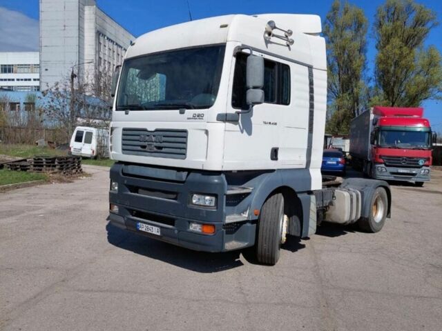 Белый МАН ТГА, объемом двигателя 10.52 л и пробегом 960 тыс. км за 10900 $, фото 6 на Automoto.ua