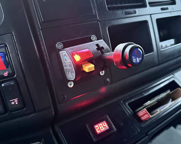 Белый МАН ТГА, объемом двигателя 12 л и пробегом 422 тыс. км за 31500 $, фото 25 на Automoto.ua