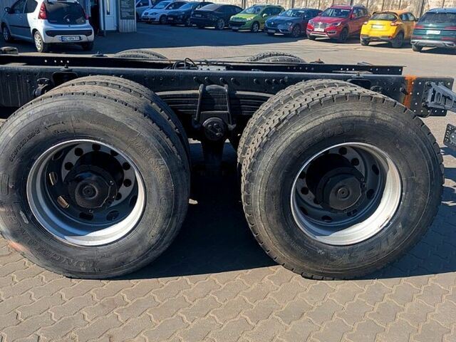 Красный МАН ТГА, объемом двигателя 12 л и пробегом 500 тыс. км за 25500 $, фото 7 на Automoto.ua