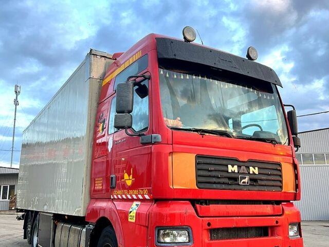 Красный МАН ТГА, объемом двигателя 12 л и пробегом 0 тыс. км за 17000 $, фото 2 на Automoto.ua
