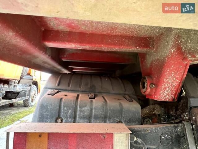 Красный МАН ТГА, объемом двигателя 10.52 л и пробегом 300 тыс. км за 42500 $, фото 5 на Automoto.ua