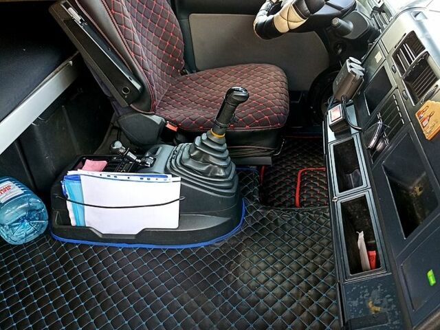 МАН ТГА, объемом двигателя 10.5 л и пробегом 950 тыс. км за 30000 $, фото 4 на Automoto.ua