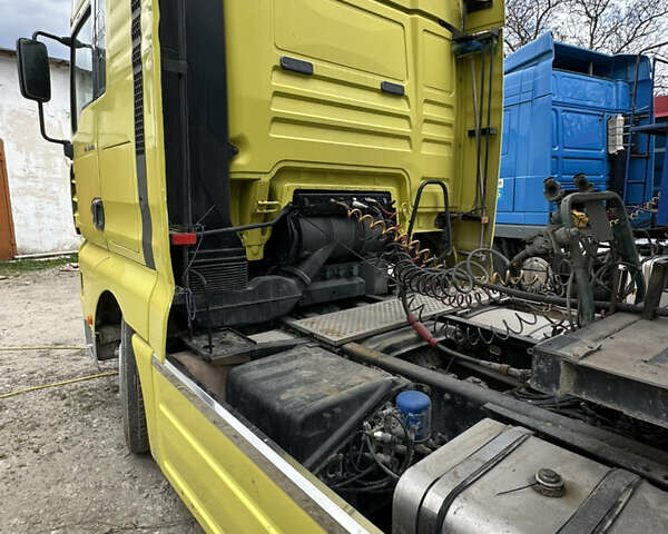 Желтый МАН ТГА, объемом двигателя 11.97 л и пробегом 600 тыс. км за 8400 $, фото 2 на Automoto.ua