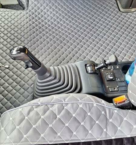 Синий МАН ТГА, объемом двигателя 12.82 л и пробегом 1 тыс. км за 16000 $, фото 11 на Automoto.ua