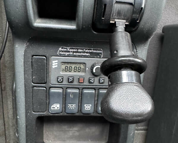 Синий МАН ТГА, объемом двигателя 10.5 л и пробегом 929 тыс. км за 17600 $, фото 6 на Automoto.ua