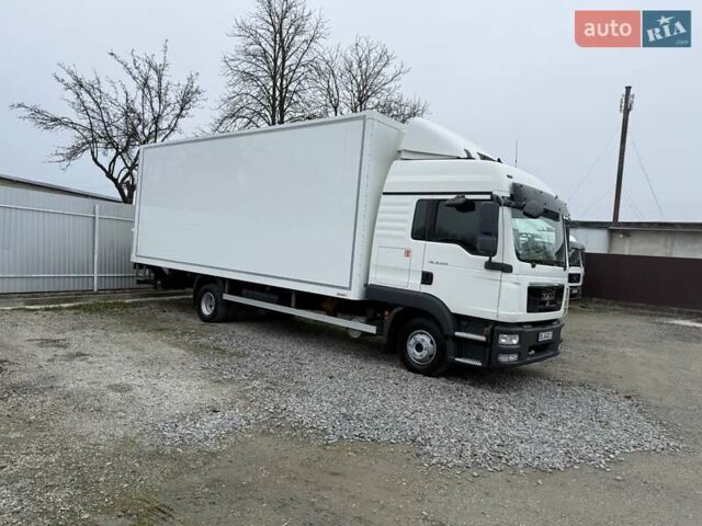 Белый МАН ТГЛ, объемом двигателя 4.6 л и пробегом 551 тыс. км за 34590 $, фото 1 на Automoto.ua