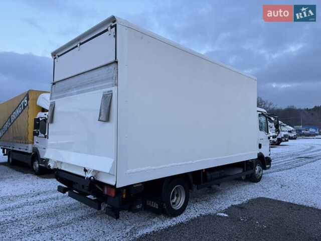 Белый МАН ТГЛ, объемом двигателя 4.6 л и пробегом 422 тыс. км за 25900 $, фото 3 на Automoto.ua