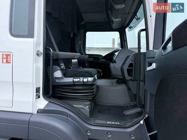 Белый МАН ТГЛ, объемом двигателя 4.6 л и пробегом 551 тыс. км за 34590 $, фото 11 на Automoto.ua