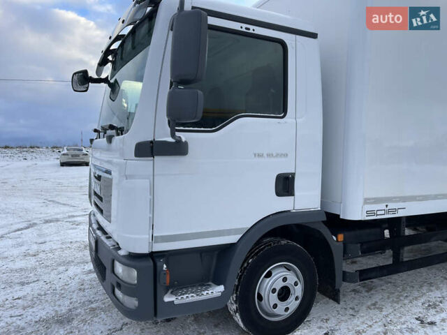 Білий МАН TGL, об'ємом двигуна 4.6 л та пробігом 320 тис. км за 27000 $, фото 10 на Automoto.ua