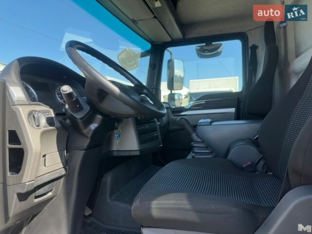 Белый МАН ТГЛ, объемом двигателя 4.6 л и пробегом 543 тыс. км за 25900 $, фото 10 на Automoto.ua