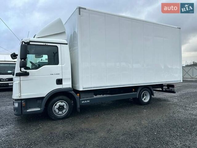 Белый МАН ТГЛ, объемом двигателя 4.6 л и пробегом 260 тыс. км за 28900 $, фото 1 на Automoto.ua