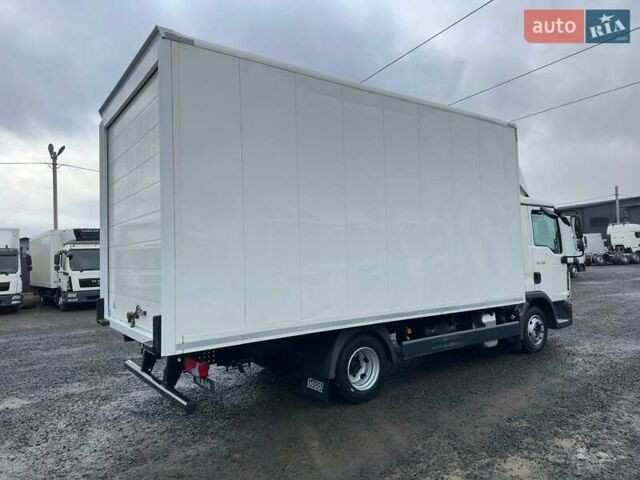 Белый МАН ТГЛ, объемом двигателя 4.6 л и пробегом 260 тыс. км за 28900 $, фото 6 на Automoto.ua