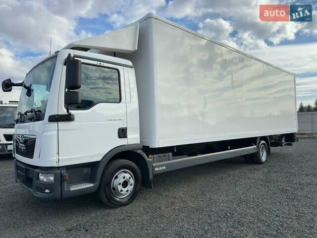 Белый МАН ТГЛ, объемом двигателя 4.6 л и пробегом 306 тыс. км за 45900 $, фото 1 на Automoto.ua