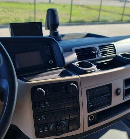 Белый МАН ТГЛ, объемом двигателя 4.58 л и пробегом 347 тыс. км за 42000 $, фото 13 на Automoto.ua