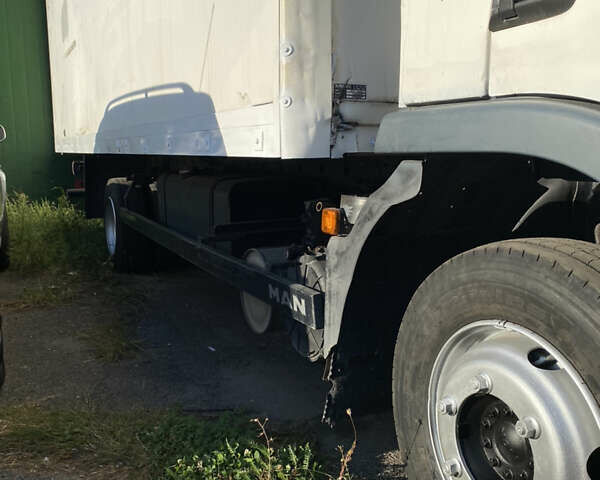 Белый МАН ТГЛ, объемом двигателя 4.58 л и пробегом 530 тыс. км за 15900 $, фото 3 на Automoto.ua