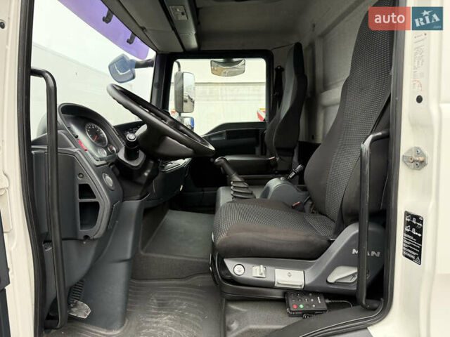 Белый МАН ТГЛ, объемом двигателя 4.6 л и пробегом 353 тыс. км за 23700 $, фото 10 на Automoto.ua