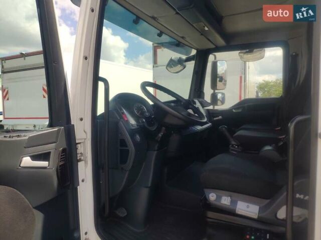 Белый МАН ТГЛ, объемом двигателя 4.6 л и пробегом 453 тыс. км за 23700 $, фото 6 на Automoto.ua