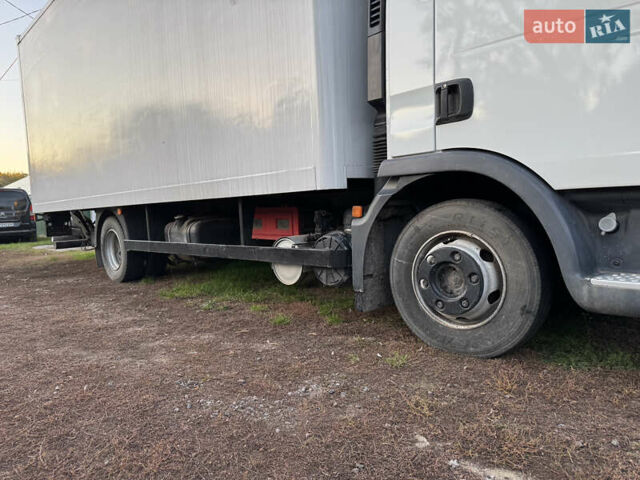 Белый МАН ТГЛ, объемом двигателя 4.58 л и пробегом 420 тыс. км за 18900 $, фото 9 на Automoto.ua