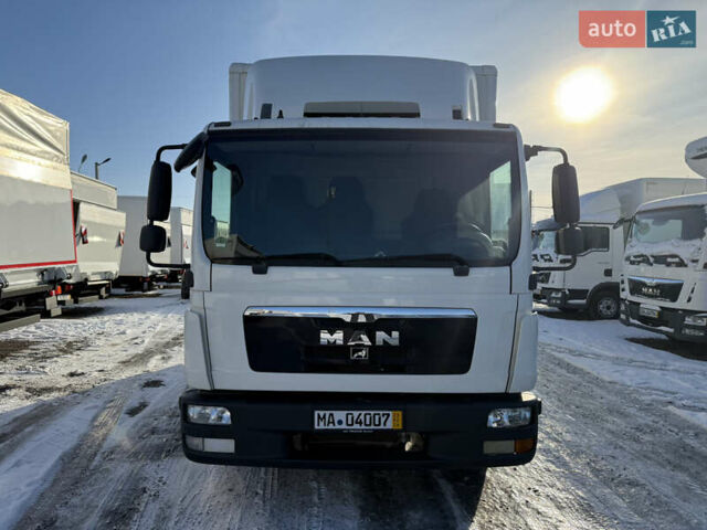 Белый МАН ТГЛ, объемом двигателя 4.6 л и пробегом 430 тыс. км за 24900 $, фото 1 на Automoto.ua