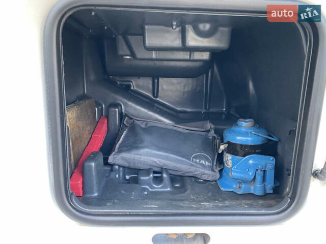 Білий МАН TGL, об'ємом двигуна 4.58 л та пробігом 900 тис. км за 20000 $, фото 23 на Automoto.ua