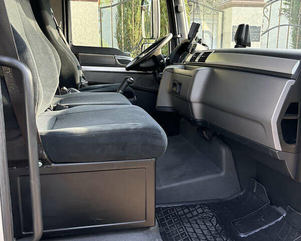 Белый МАН ТГЛ, объемом двигателя 4.58 л и пробегом 275 тыс. км за 35000 $, фото 6 на Automoto.ua