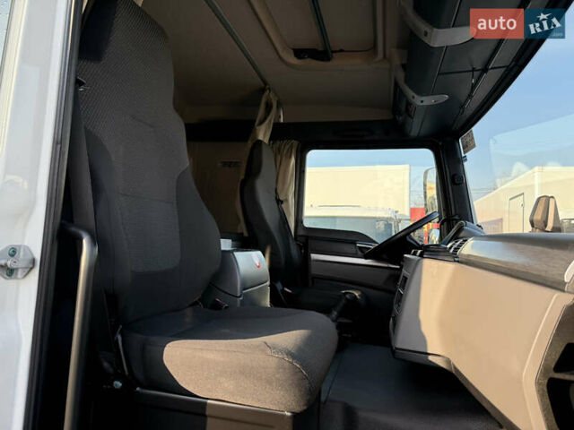 Белый МАН ТГЛ, объемом двигателя 4.6 л и пробегом 271 тыс. км за 38700 $, фото 16 на Automoto.ua