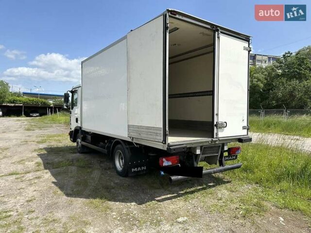 Белый МАН ТГЛ, объемом двигателя 4.58 л и пробегом 302 тыс. км за 20500 $, фото 2 на Automoto.ua