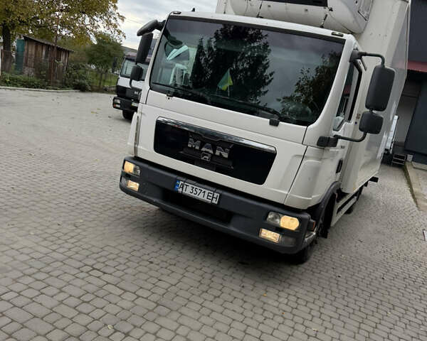 МАН TGL 2009 у Надворной на Automoto.ua Білий МАН TGL, об'ємом двигуна 4.58 л та пробігом 10 тис. км за 25500 $, фото 2 на Automoto.ua