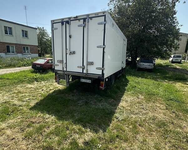 Белый МАН ТГЛ, объемом двигателя 4.8 л и пробегом 400 тыс. км за 21000 $, фото 3 на Automoto.ua