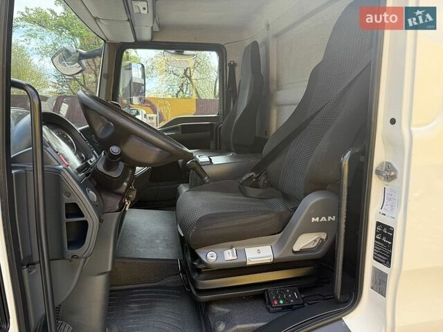 Белый МАН ТГЛ, объемом двигателя 4.6 л и пробегом 398 тыс. км за 31550 $, фото 28 на Automoto.ua