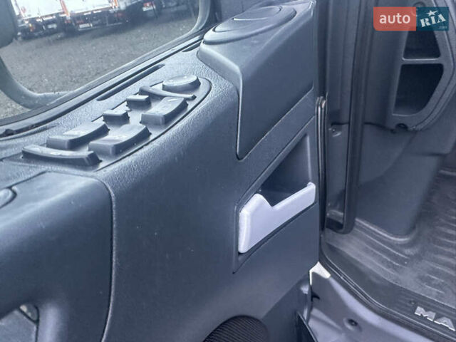 Белый МАН ТГЛ, объемом двигателя 4.6 л и пробегом 592 тыс. км за 24700 $, фото 23 на Automoto.ua