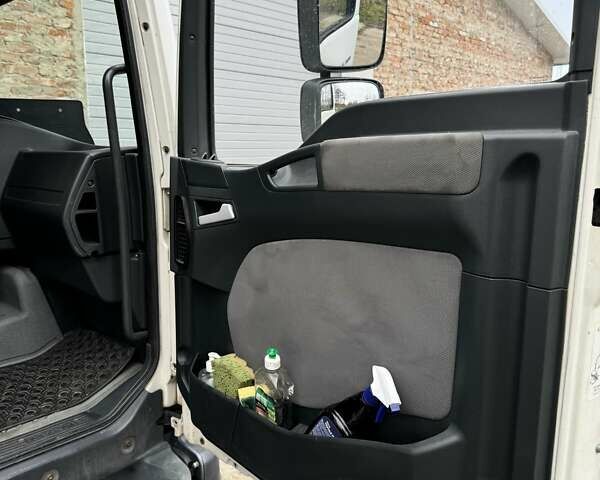 Белый МАН ТГЛ, объемом двигателя 4.58 л и пробегом 622 тыс. км за 14500 $, фото 7 на Automoto.ua