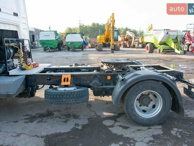 Белый МАН ТГЛ, объемом двигателя 4.58 л и пробегом 250 тыс. км за 35243 $, фото 5 на Automoto.ua