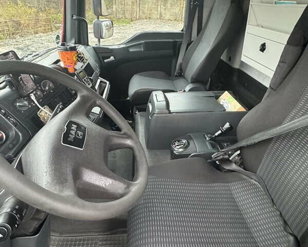 Червоний МАН TGL, об'ємом двигуна 4.6 л та пробігом 477 тис. км за 29900 $, фото 13 на Automoto.ua