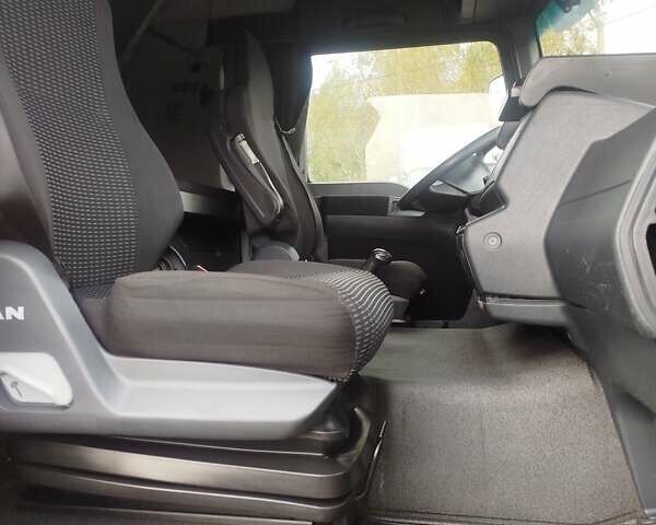 МАН ТГЛ 2012 в Луцке на Automoto.ua Красный МАН ТГЛ, объемом двигателя 0 л и пробегом 768 тыс. км за 24000 $, фото 31 на Automoto.ua