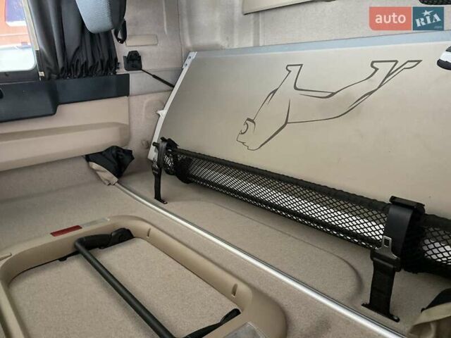 Красный МАН ТГЛ, объемом двигателя 4.6 л и пробегом 490 тыс. км за 36999 $, фото 54 на Automoto.ua