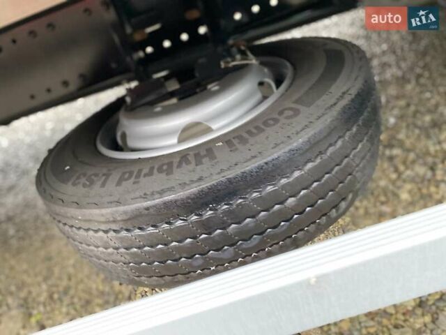 Красный МАН ТГЛ, объемом двигателя 4.6 л и пробегом 490 тыс. км за 36999 $, фото 22 на Automoto.ua