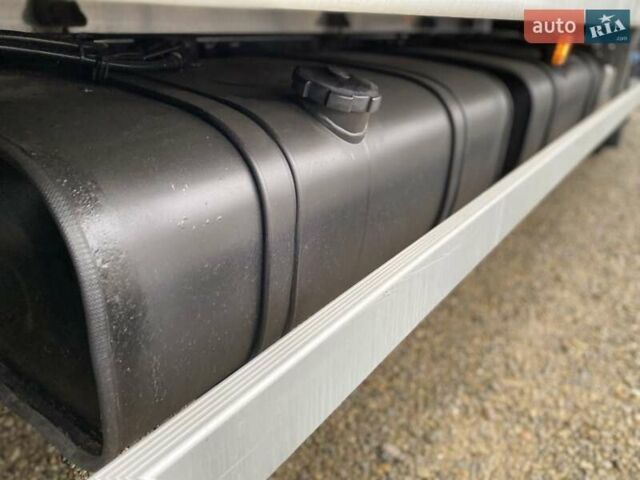 Красный МАН ТГЛ, объемом двигателя 4.6 л и пробегом 490 тыс. км за 36999 $, фото 36 на Automoto.ua