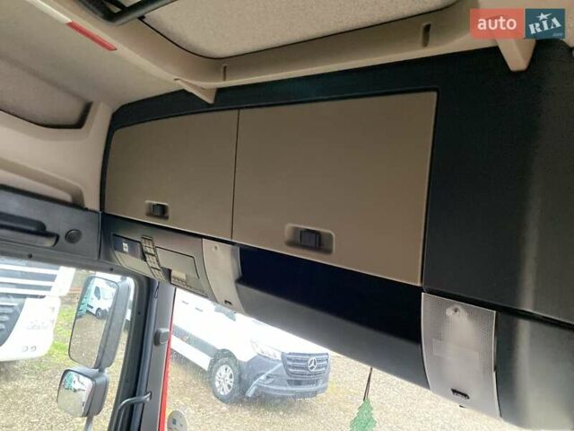 Красный МАН ТГЛ, объемом двигателя 4.6 л и пробегом 490 тыс. км за 36999 $, фото 58 на Automoto.ua