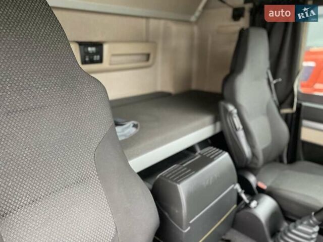 Красный МАН ТГЛ, объемом двигателя 4.6 л и пробегом 490 тыс. км за 36999 $, фото 50 на Automoto.ua