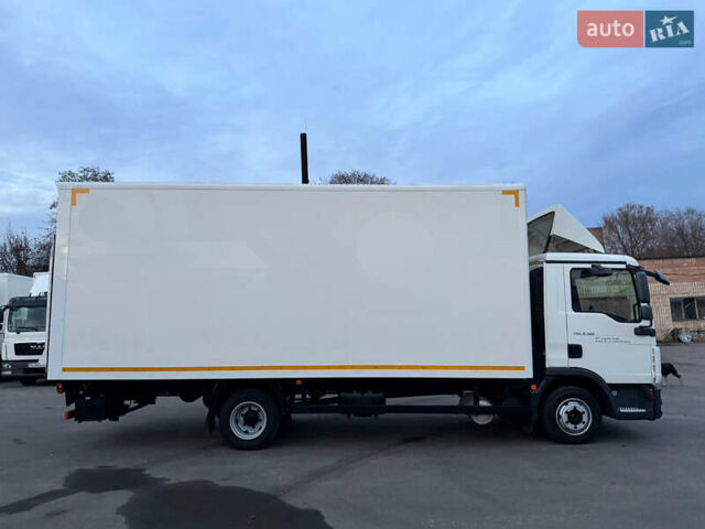 МАН ТГЛ, объемом двигателя 4.6 л и пробегом 453 тыс. км за 27900 $, фото 10 на Automoto.ua