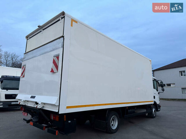 МАН ТГЛ, объемом двигателя 4.6 л и пробегом 453 тыс. км за 27900 $, фото 9 на Automoto.ua