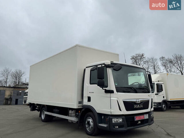 МАН ТГЛ, объемом двигателя 4.6 л и пробегом 390 тыс. км за 31900 $, фото 1 на Automoto.ua