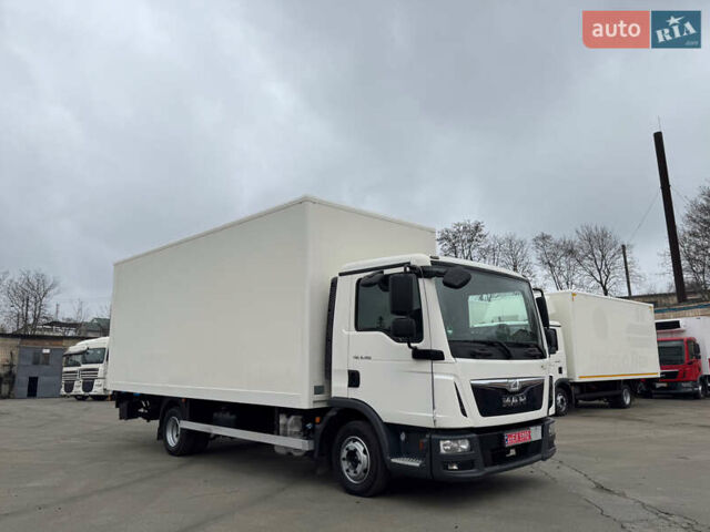 МАН ТГЛ, объемом двигателя 4.6 л и пробегом 390 тыс. км за 31900 $, фото 3 на Automoto.ua