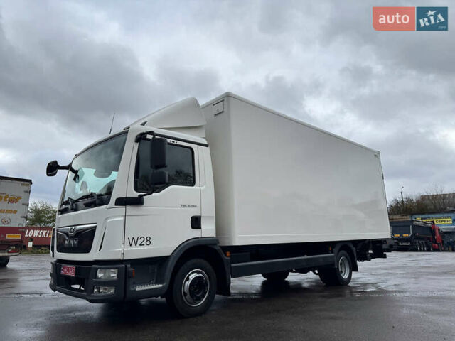 МАН ТГЛ, объемом двигателя 4.6 л и пробегом 443 тыс. км за 36900 $, фото 2 на Automoto.ua