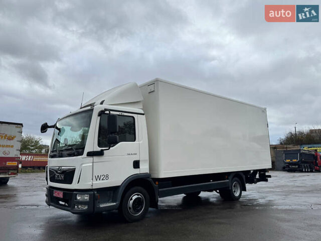 МАН ТГЛ, объемом двигателя 4.6 л и пробегом 443 тыс. км за 36900 $, фото 3 на Automoto.ua