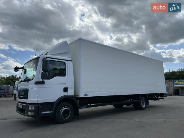МАН ТГЛ, объемом двигателя 4.6 л и пробегом 415 тыс. км за 33900 $, фото 2 на Automoto.ua