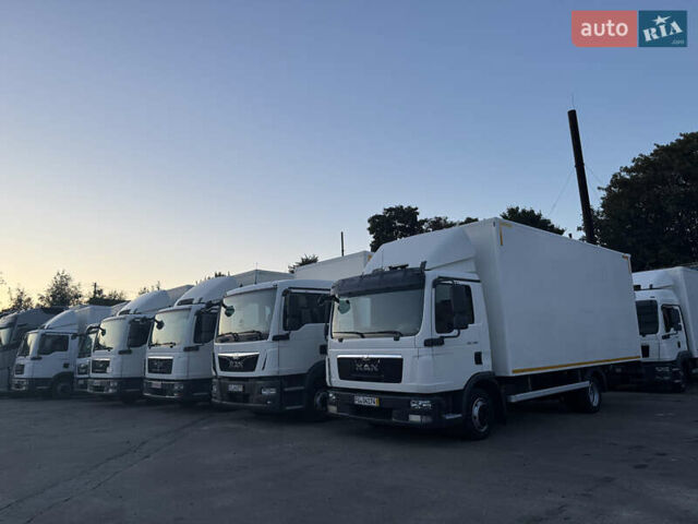 МАН ТГЛ, объемом двигателя 4.6 л и пробегом 482 тыс. км за 29900 $, фото 16 на Automoto.ua