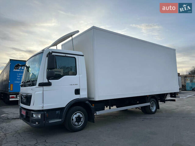МАН ТГЛ, объемом двигателя 4.6 л и пробегом 392 тыс. км за 32900 $, фото 2 на Automoto.ua