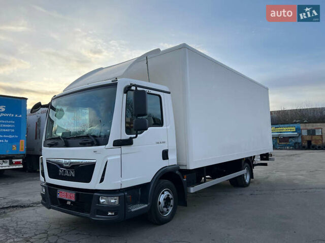 МАН ТГЛ, объемом двигателя 4.6 л и пробегом 392 тыс. км за 32900 $, фото 1 на Automoto.ua